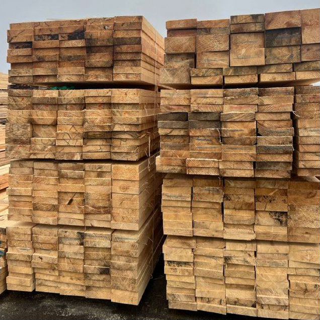Доска обрезная 25×200×6000, 1 и 2 сорт, ракурс 3
